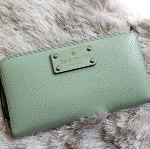 🔮 Your savings fortune looks good!